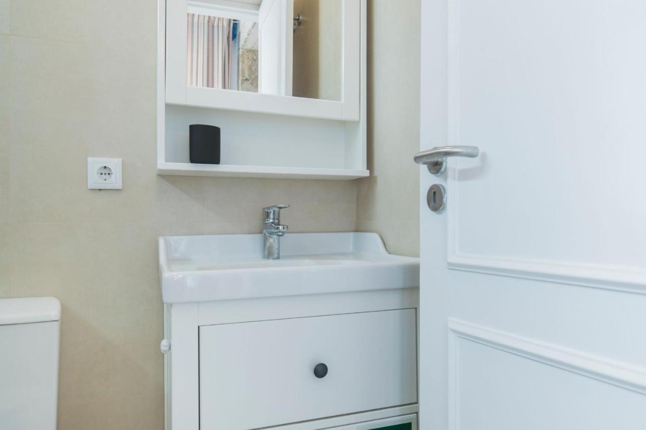 Lovelystay - Peaceful Central Apartment I Lisboa Ngoại thất bức ảnh